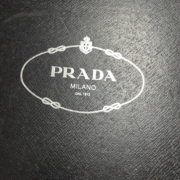 Prada heels authentic - Picture 8 of 8